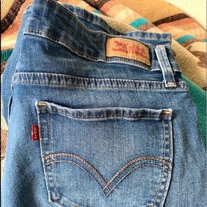 Vintage Levi’s 518 Bootcut Jeans Size 9